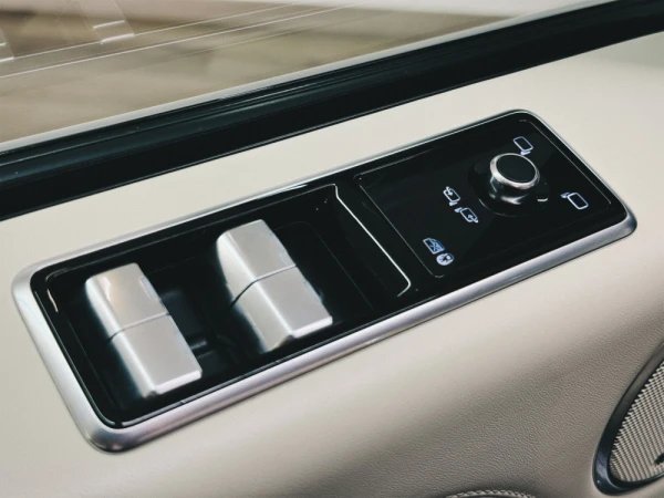 Land Rover Range Rover 2.0 Si4 PHEV Autobiography 27