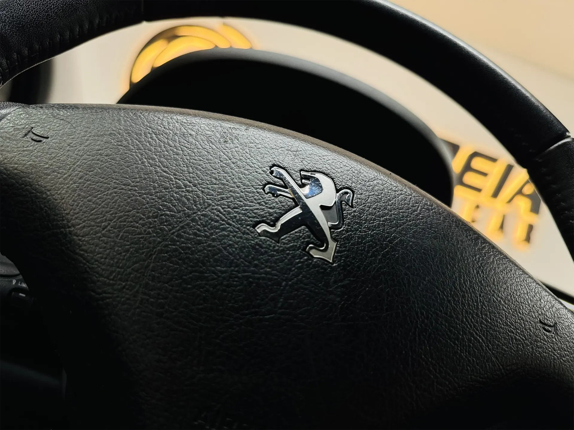 Peugeot 3008 1.6 BlueHDi Allure EAT6 14