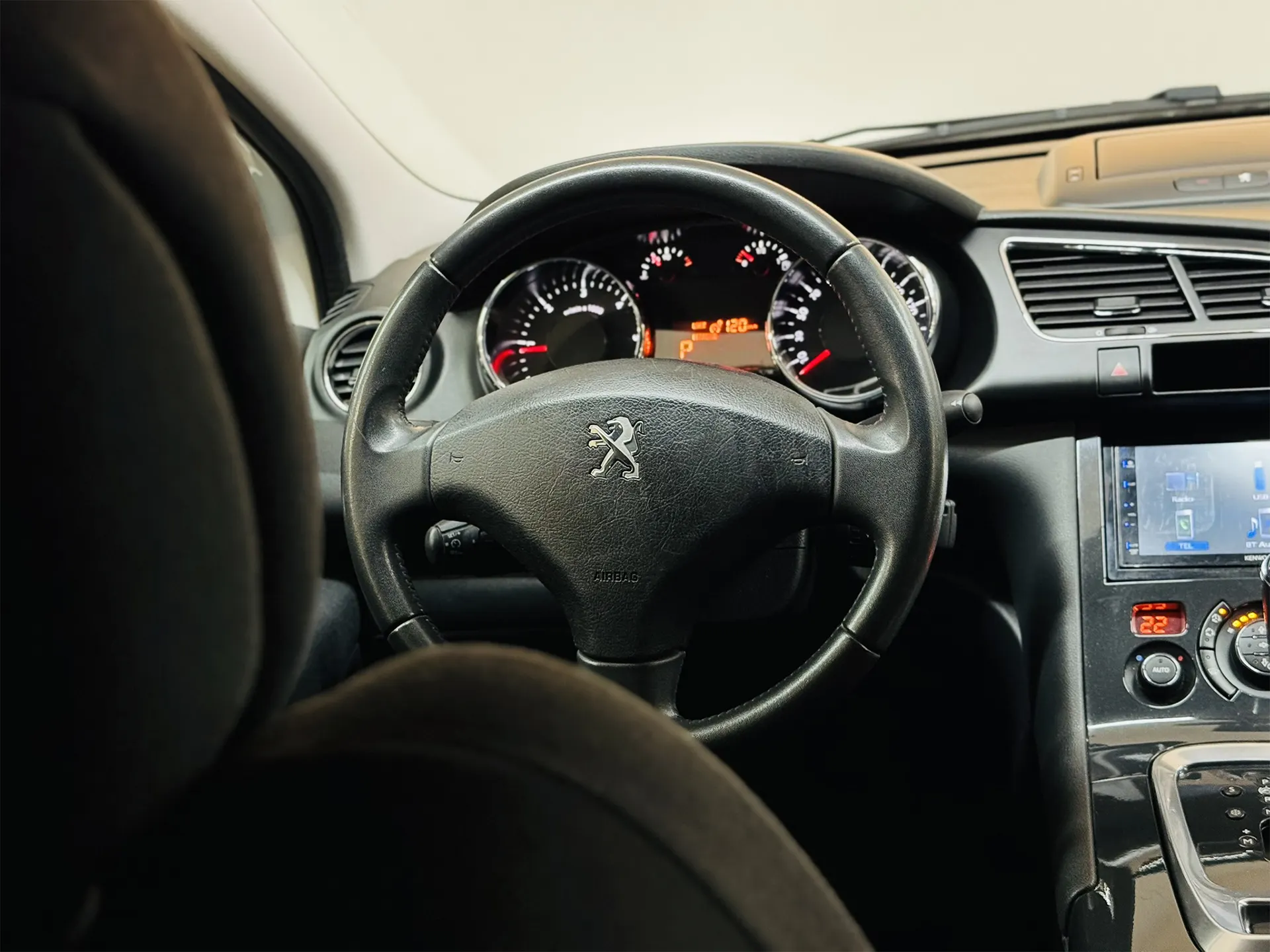 Peugeot 3008 1.6 BlueHDi Allure EAT6 9