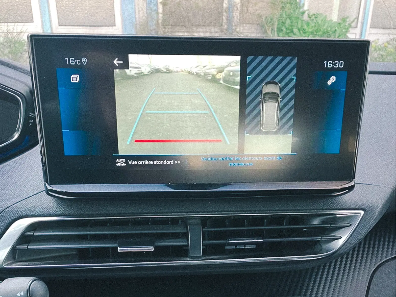 Peugeot 3008 PureTech 130 Stop & Start GPF EAT8 Active Pack 10