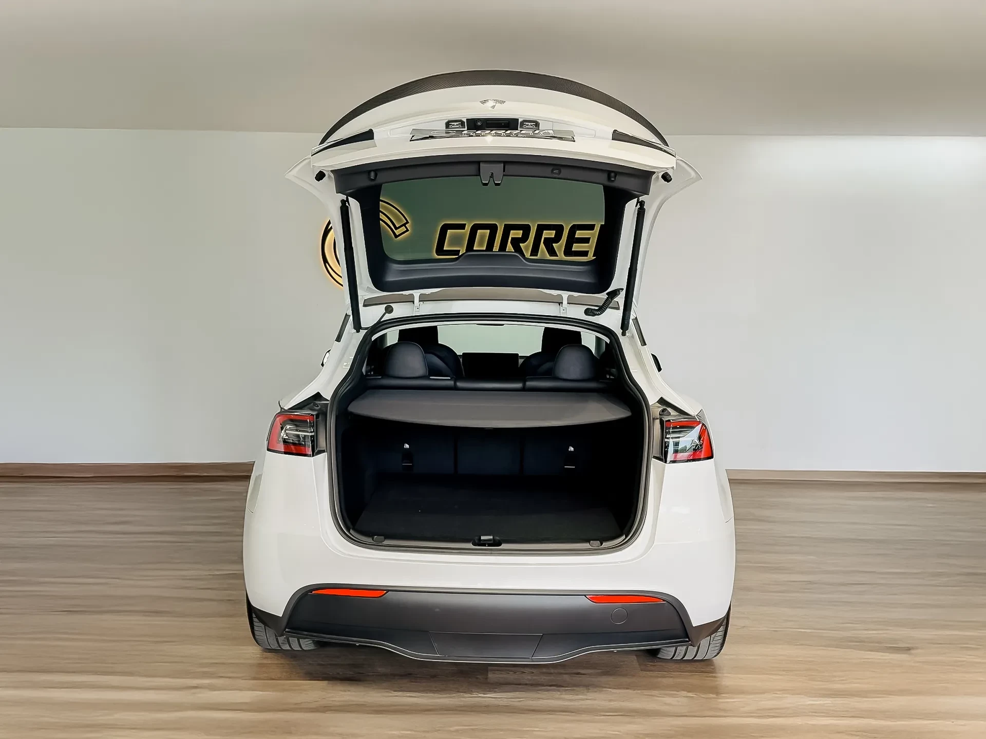 Tesla Model Y Performance 5
