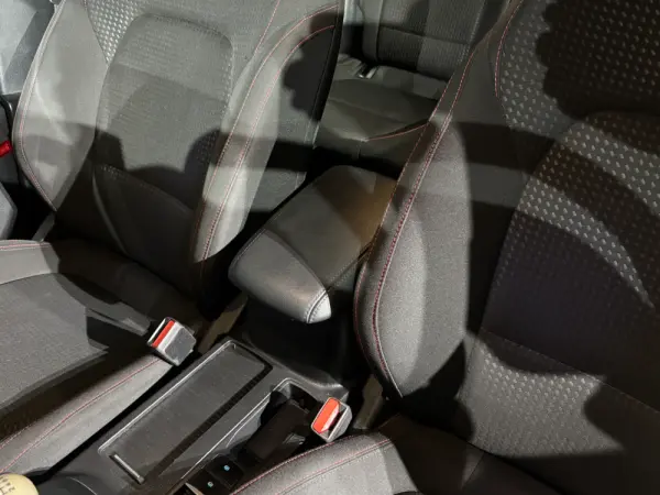 Ford Focus 1.0 EcoBoost MHEV ST-Line 17