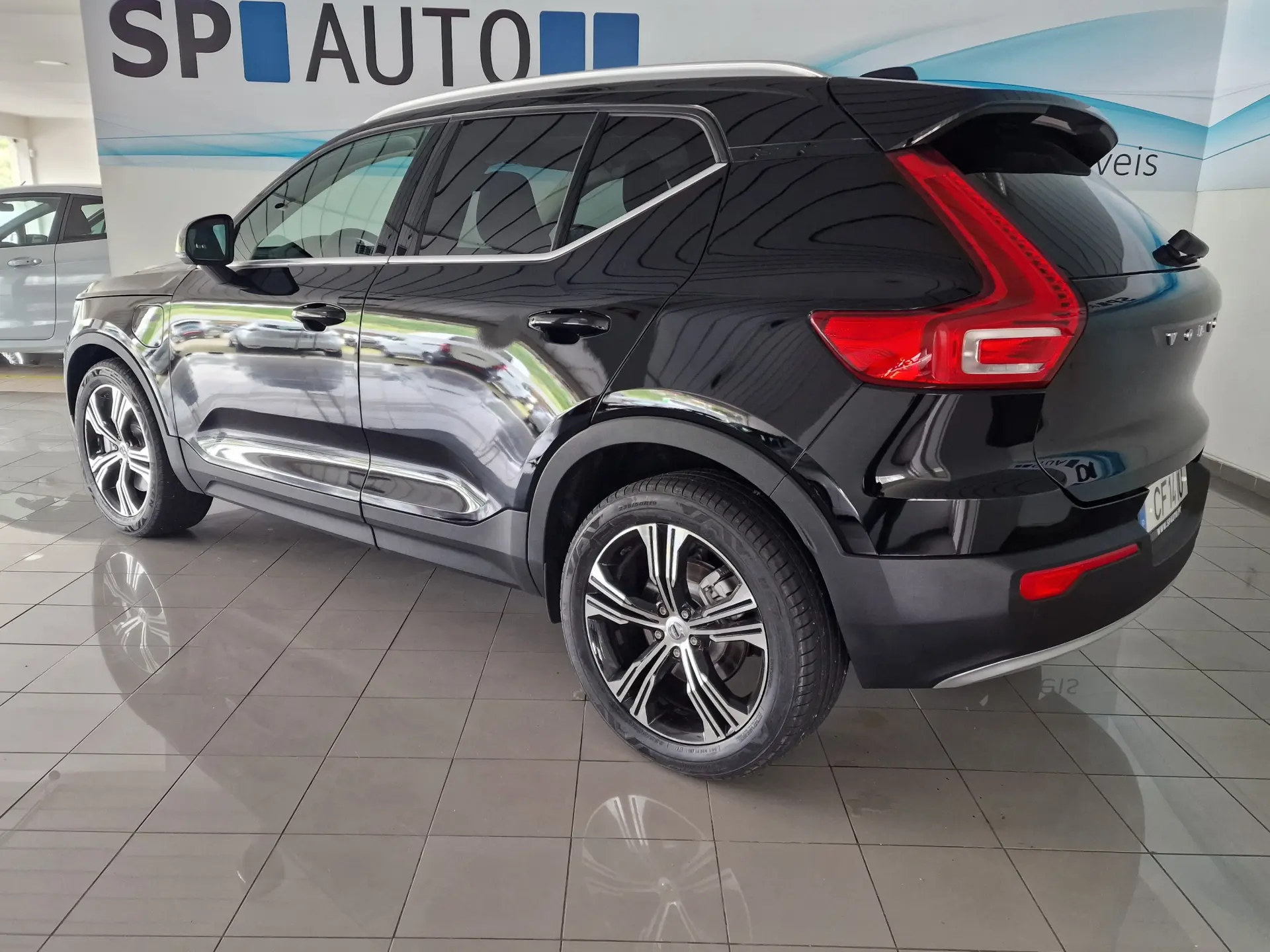 Volvo XC 40 1.5 T5 PHEV Inscription Expression 2