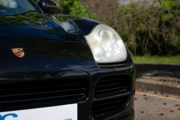 Porsche Cayenne Turbo 2