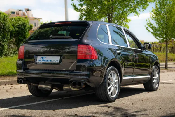 Porsche Cayenne Turbo 15
