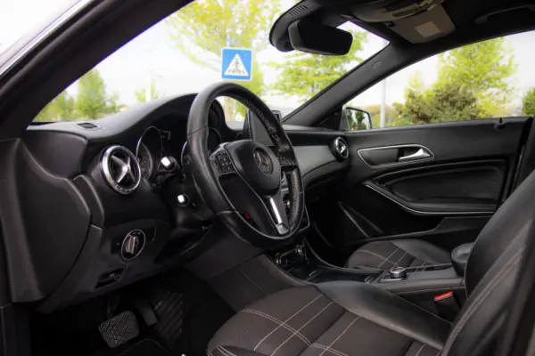 Mercedes-Benz CLA 220 CDI Urban Aut. 7