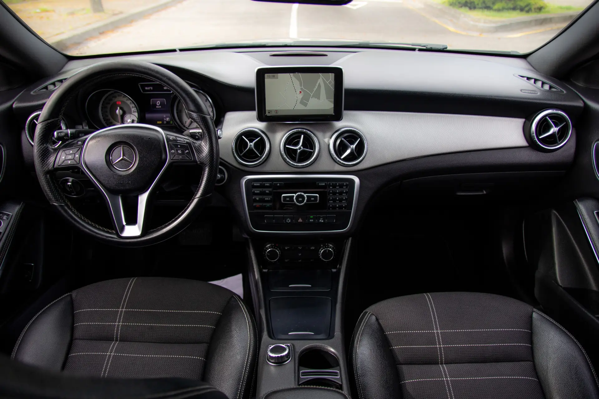 Mercedes-Benz CLA 220 CDI Urban Aut. 40