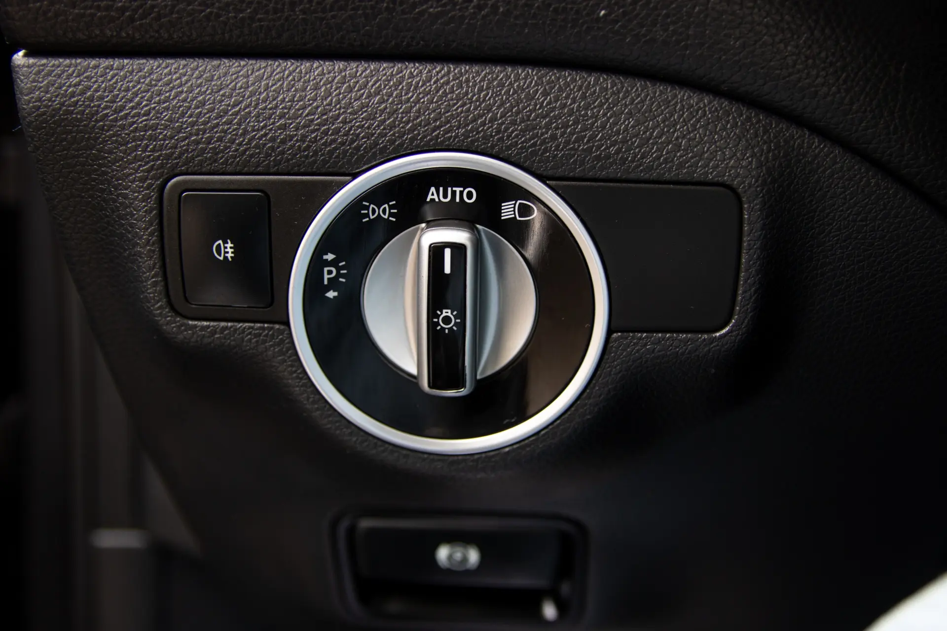 Mercedes-Benz CLA 220 CDI Urban Aut. 29