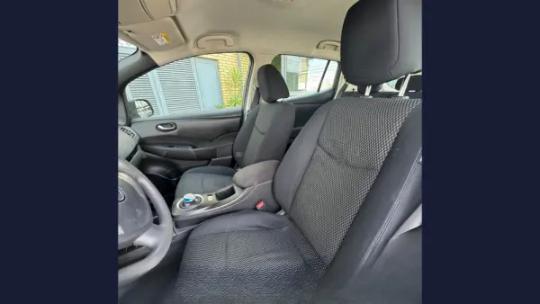 Nissan Leaf Tekna 30 kWh 5