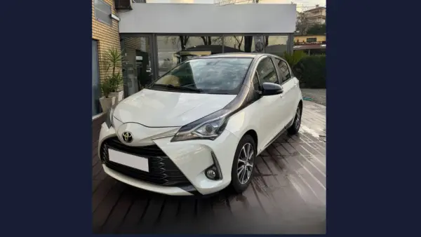 Toyota Yaris 1.0 VVT-i 20 Anos 2