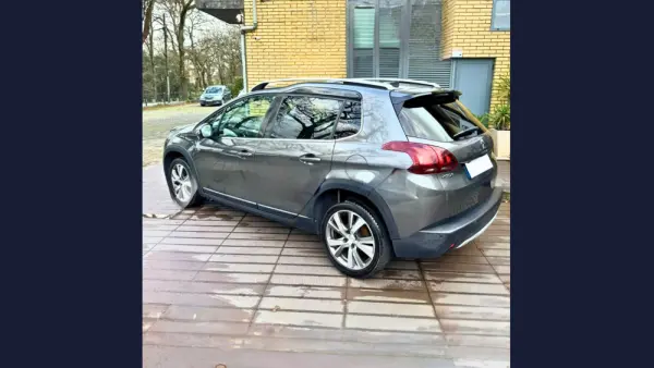 Peugeot 2008 3