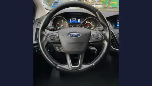 Ford Focus 1.0 SCTi Titanium 5