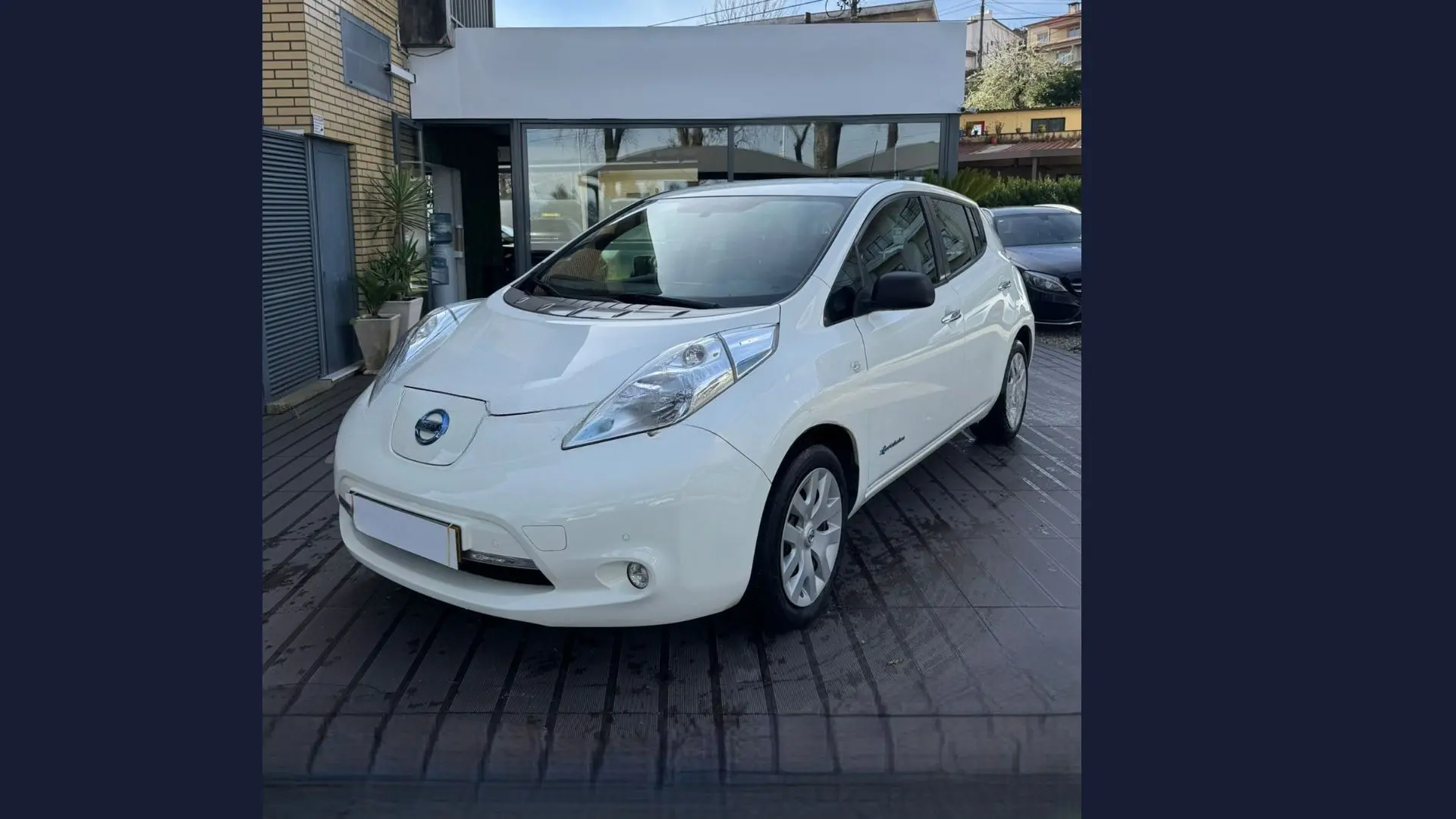 Nissan Leaf Tekna 30 kWh 2