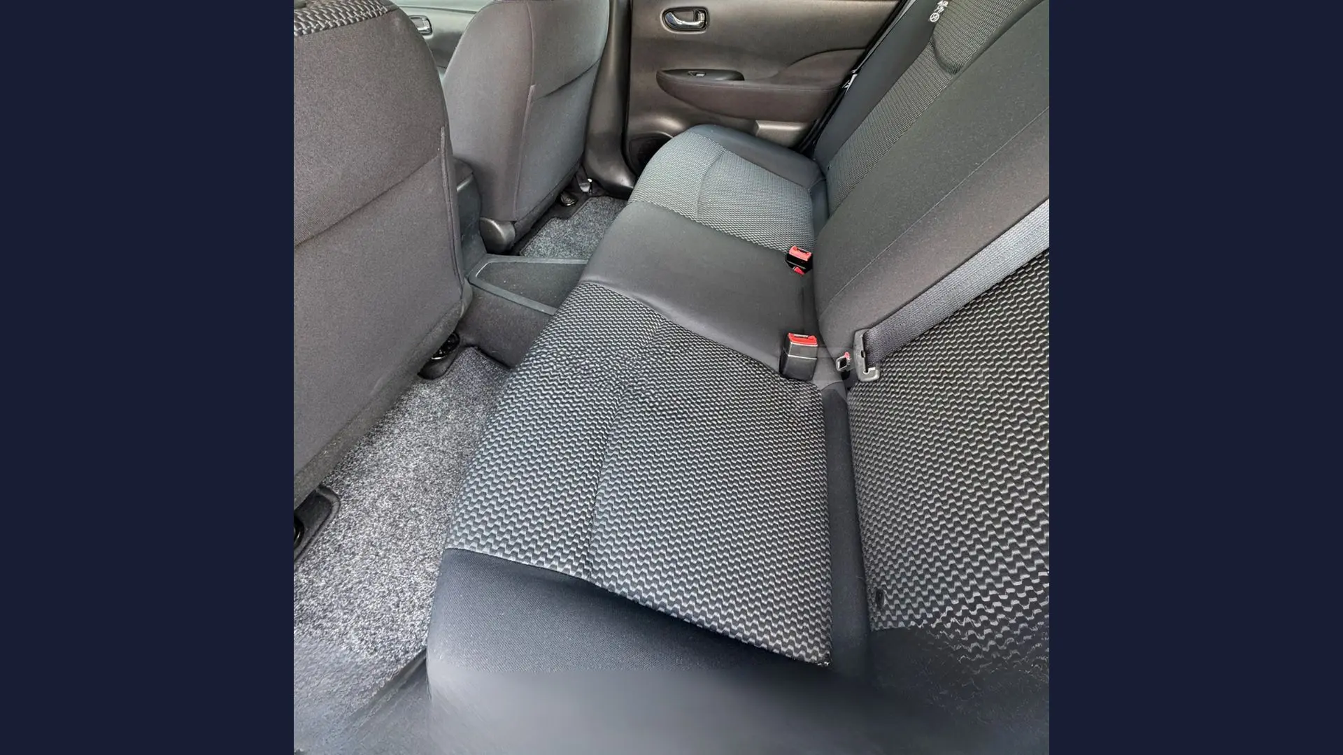 Nissan Leaf Tekna 30 kWh 6