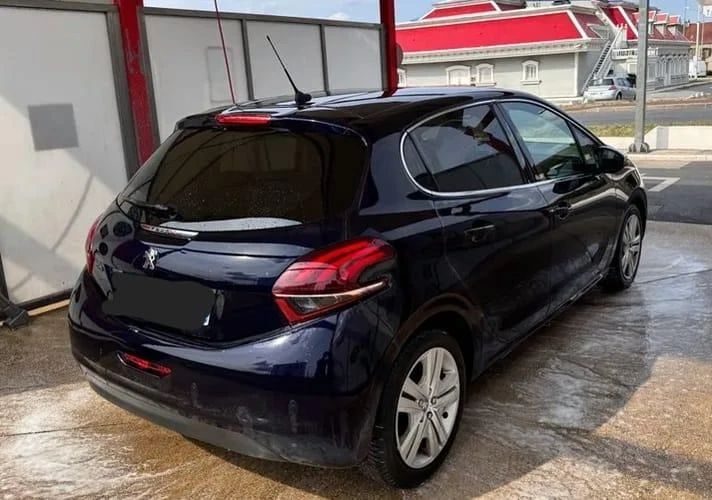 Peugeot 208 1.6 BlueHDi GT Line 3