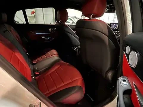 Mercedes-Benz GLC 250 d Coupé 4-Matic 9