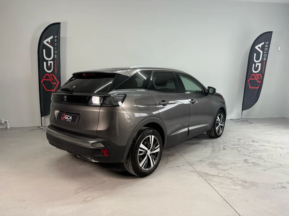 Peugeot 3008 Allure pack EAT8 130 cv 3