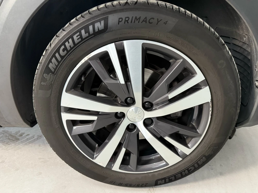 Peugeot 3008 Allure pack EAT8 130 cv 19