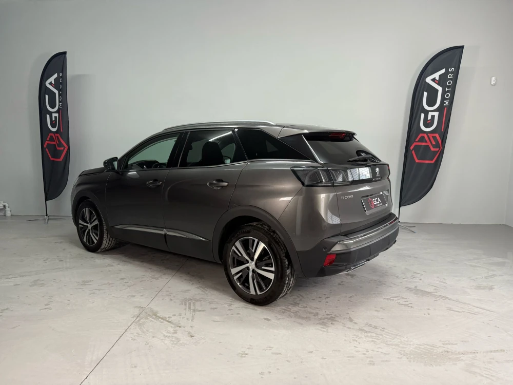 Peugeot 3008 Allure pack EAT8 130 cv 4