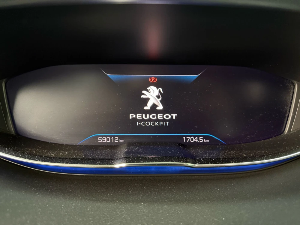 Peugeot 3008 Allure pack EAT8 130 cv 7