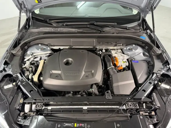 Volvo XC 60 2.0 T8 PHEV Plus Bright AWD 33