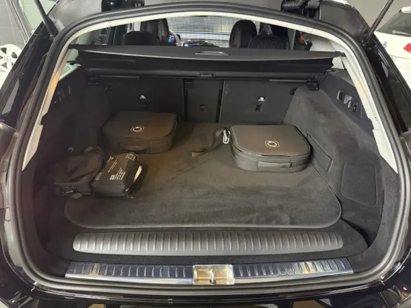 Mercedes-Benz E 300 de 26