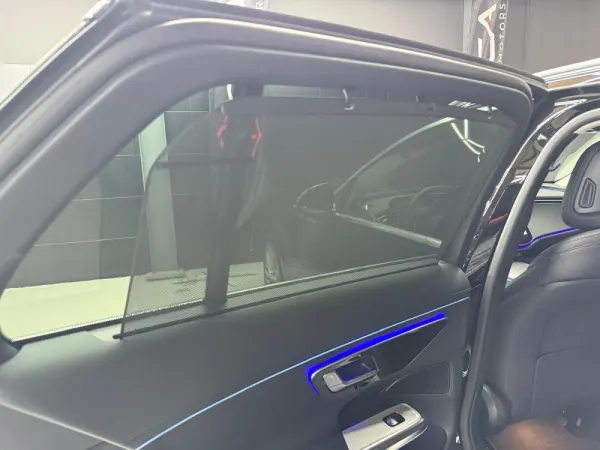 Mercedes-Benz E 300 de 25