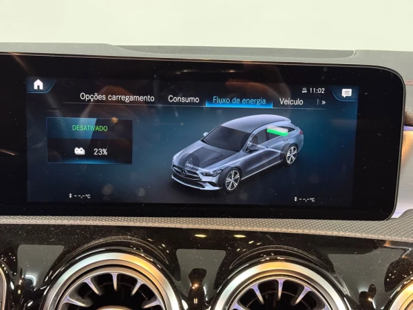 Mercedes-Benz CLA 250 e Shooting Brake AMG Line 8