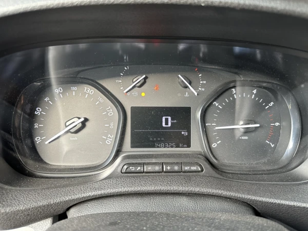 Citroën Jumpy 1.5 Bluehdi 6