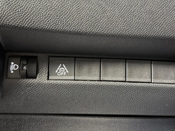 Peugeot 208 Active Pack 13