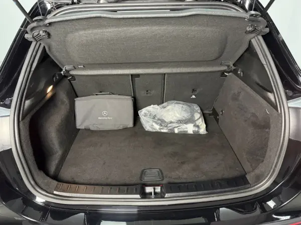 Mercedes-Benz GLA 250 e 8G-DCT AMG Line 24