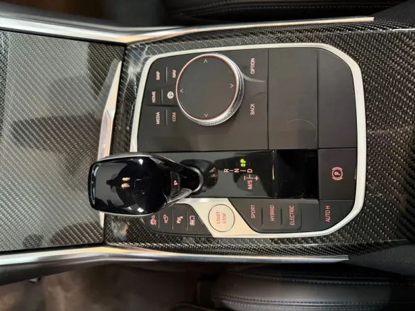 BMW 330 Pack M Sport 18