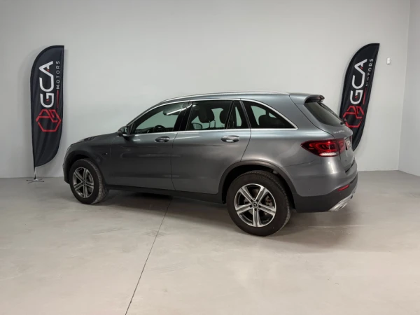 Mercedes-Benz GLC 300 de 4Matic 3