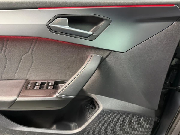 Cupra Leon ST 1.4 E-Hibrid VZ DSG 10