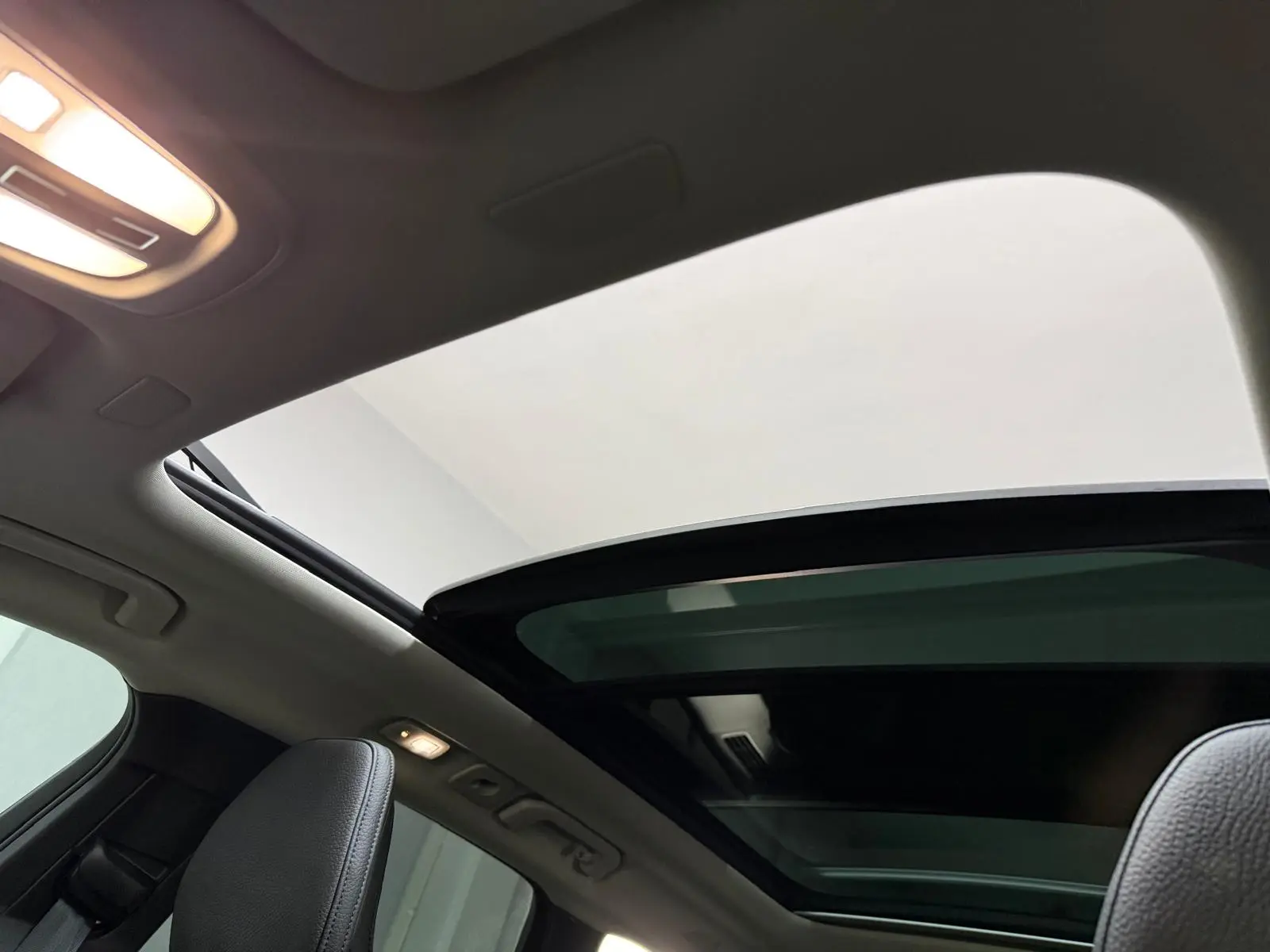 Volvo XC 60 2.0 T8 PHEV Plus Bright AWD 26