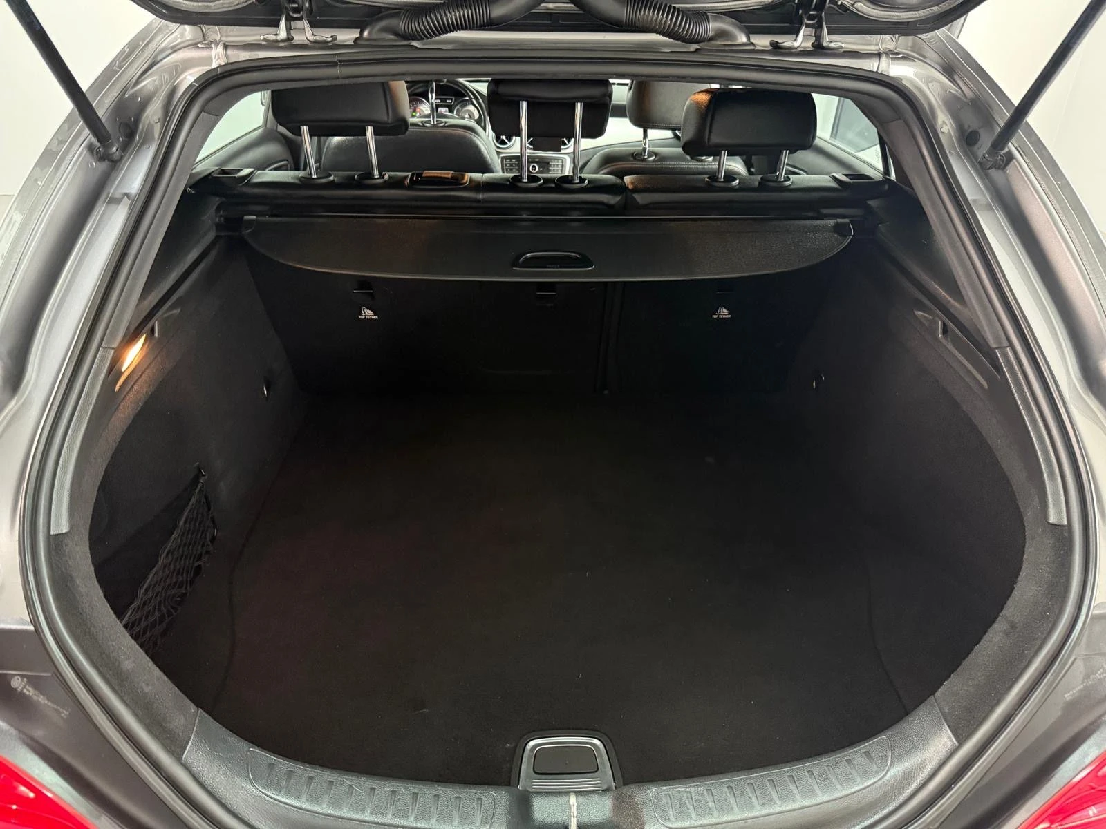 Mercedes-Benz CLA 220 d Shooting Brake Urban 18
