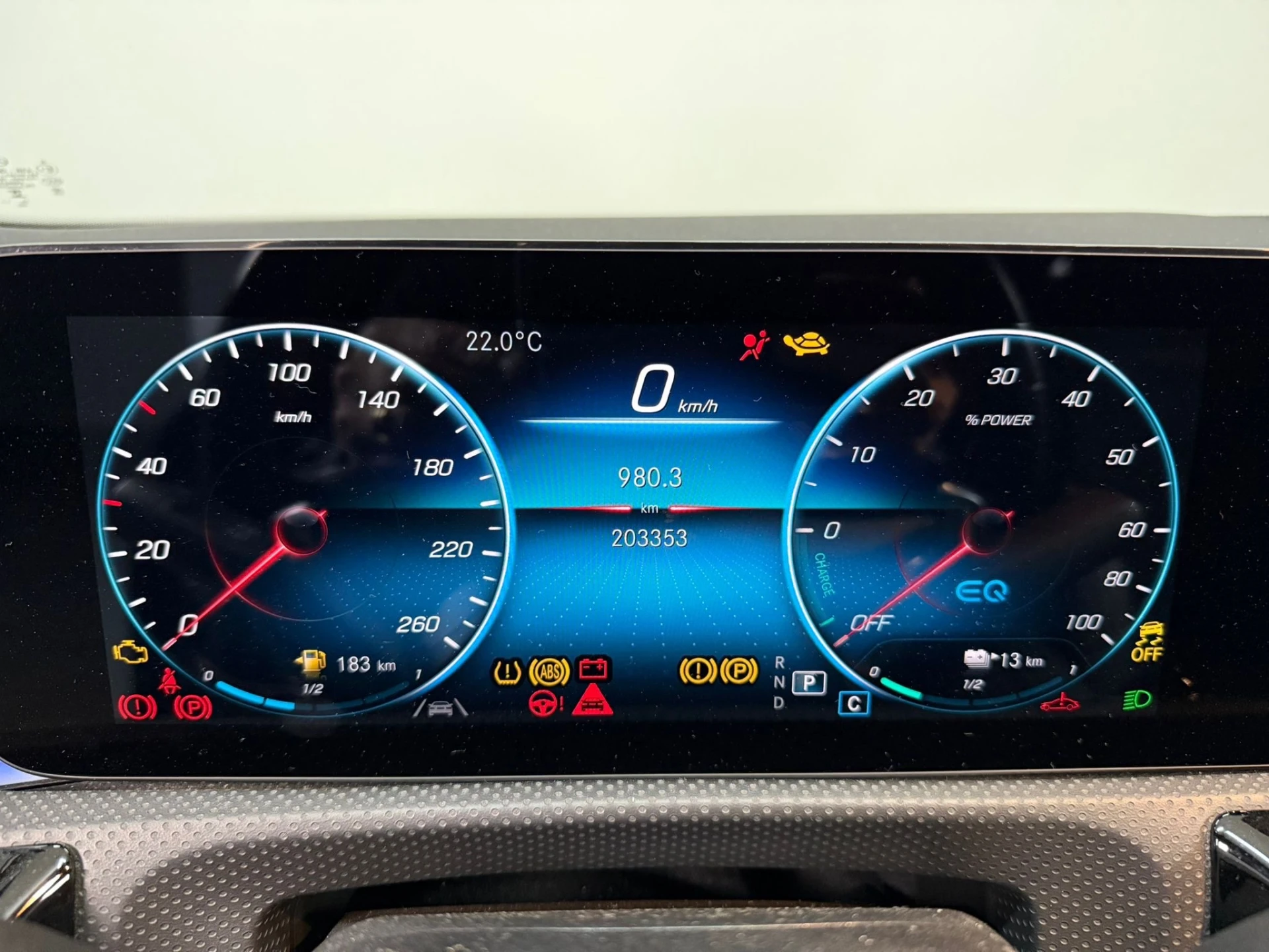 Mercedes-Benz CLA 250 e Shooting Brake AMG Line 5