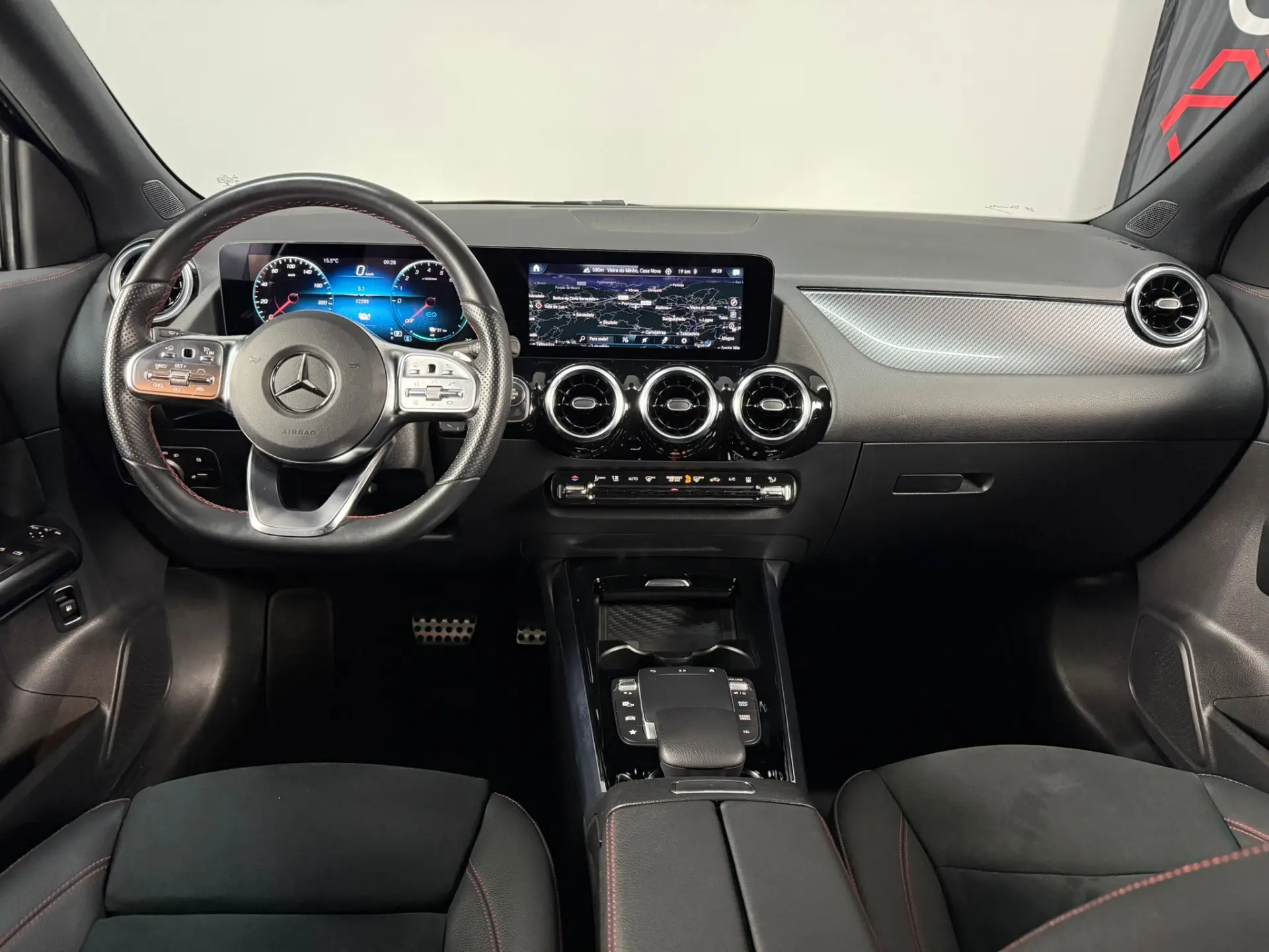 Mercedes-Benz GLA 250 e 8G-DCT AMG Line 22