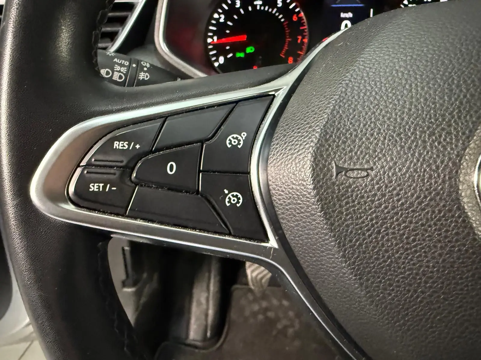 Renault Clio Outro 14