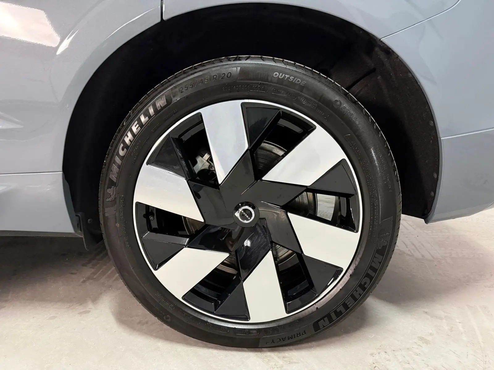 Volvo XC 60 2.0 T8 PHEV Plus Bright AWD 34