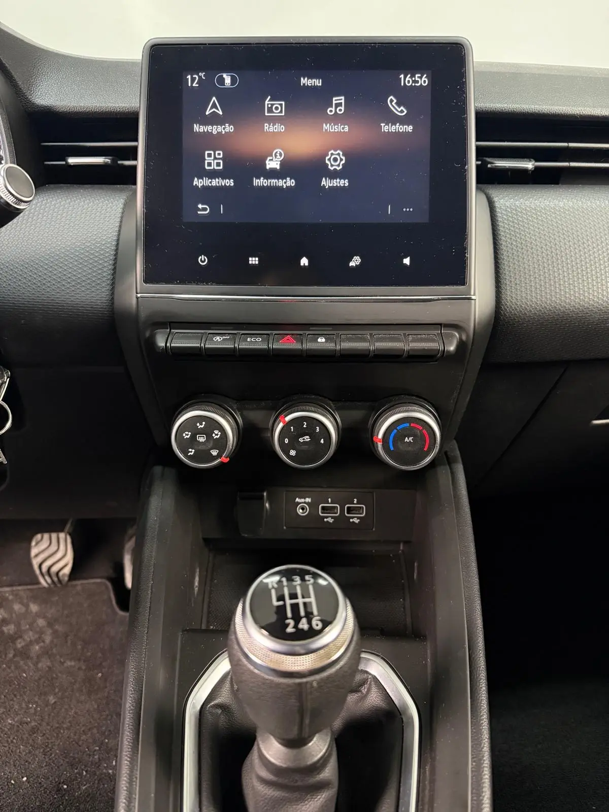 Renault Clio Outro 11