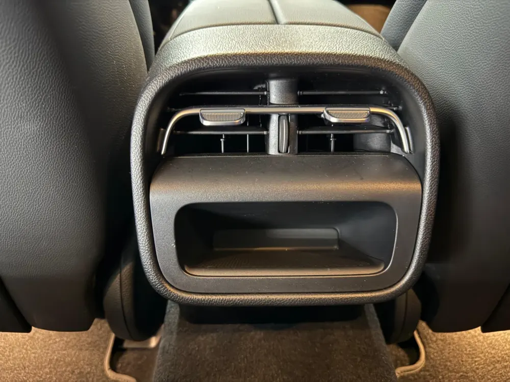 Mercedes-Benz E 300 de 24