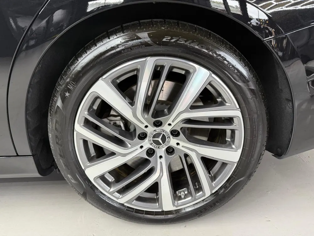 Mercedes-Benz E 300 de 32