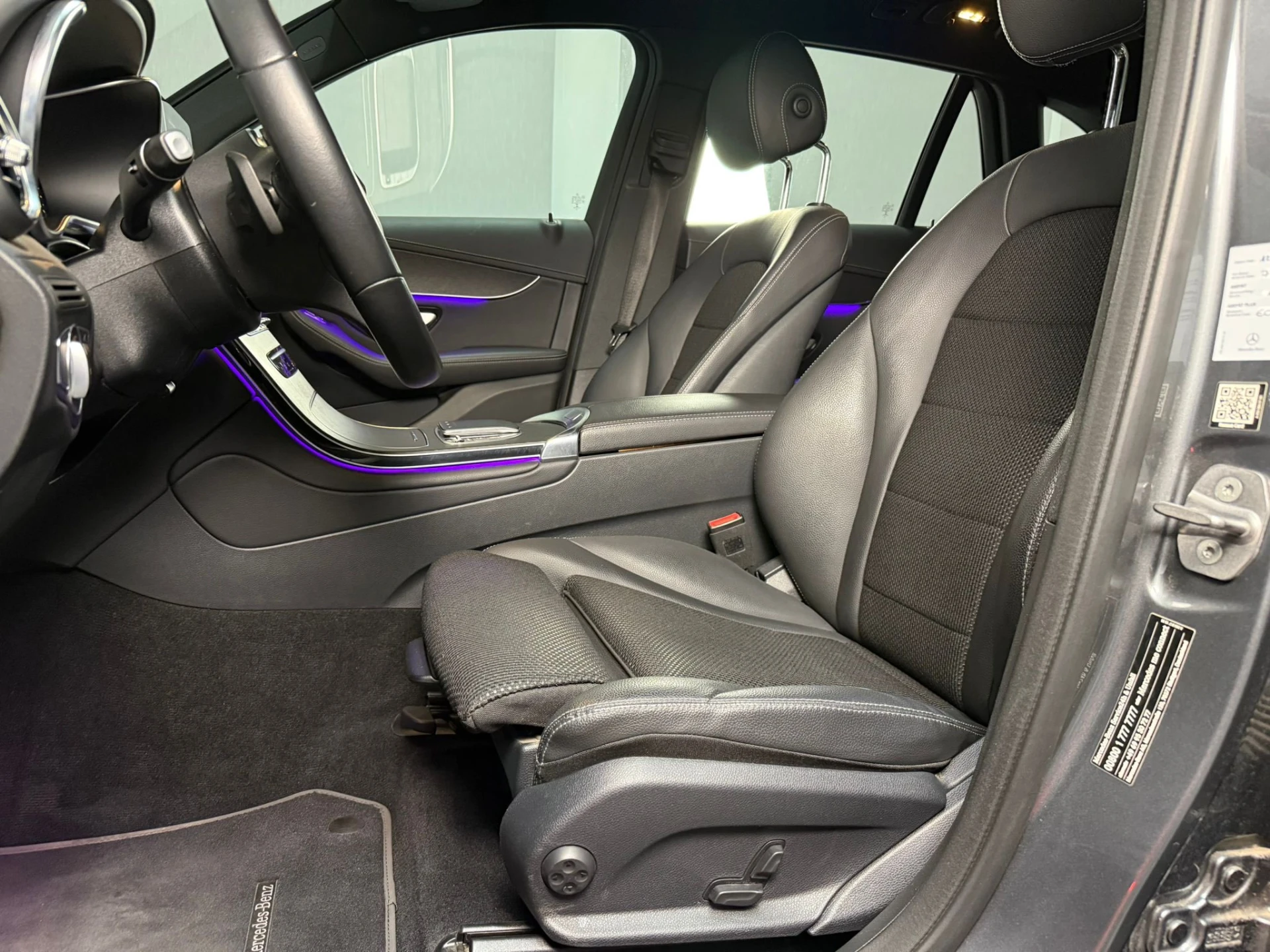 Mercedes-Benz GLC 300 de 4Matic 15