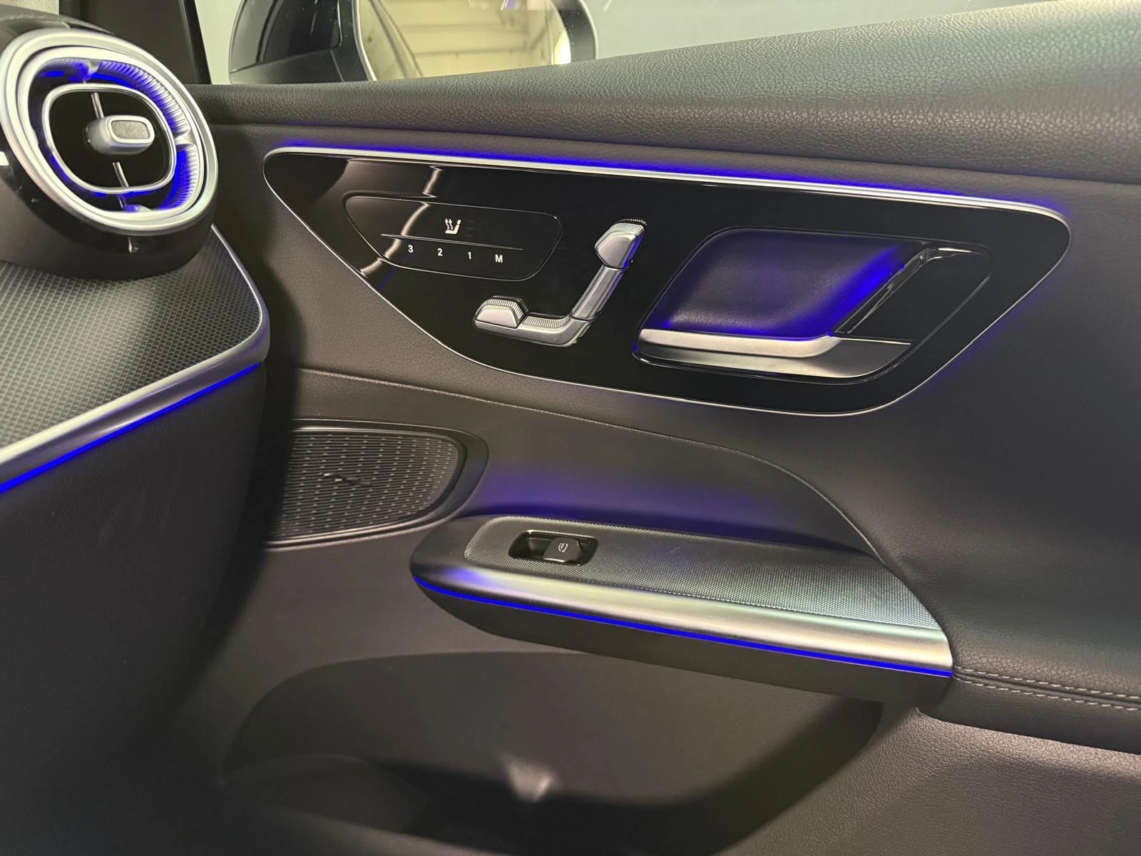 Mercedes-Benz GLC 300 de 4Matic 11