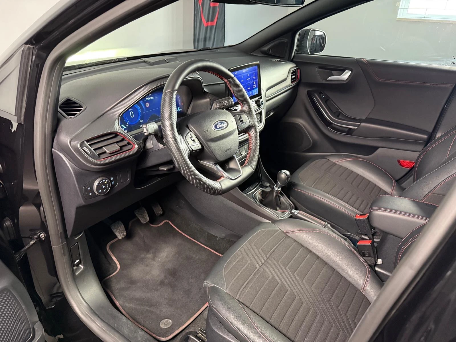 Ford Puma 1.0 EcoBoost MHEV ST-Line 12