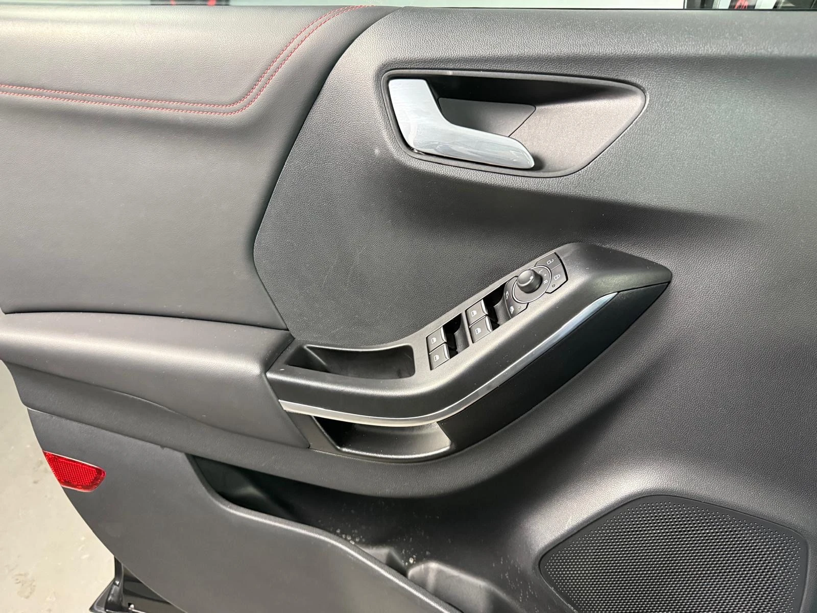 Ford Puma 1.0 EcoBoost MHEV ST-Line 10