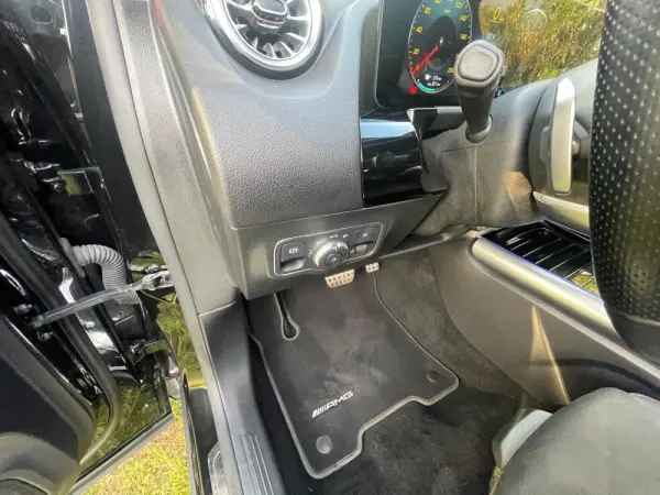 Mercedes-Benz EQA 250+ AMG Line 10