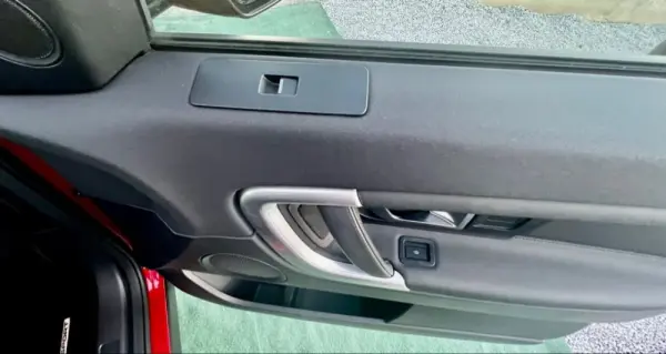 Land Rover Discovery Sport 2.0 TD4 HSE Auto 15