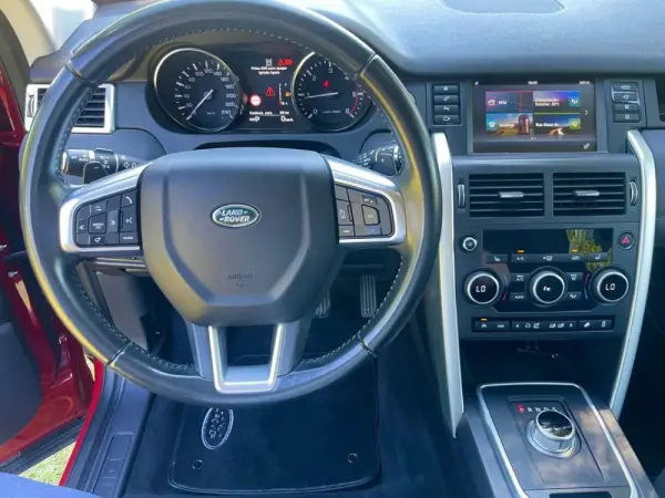 Land Rover Discovery Sport 2.0 TD4 HSE Auto 33